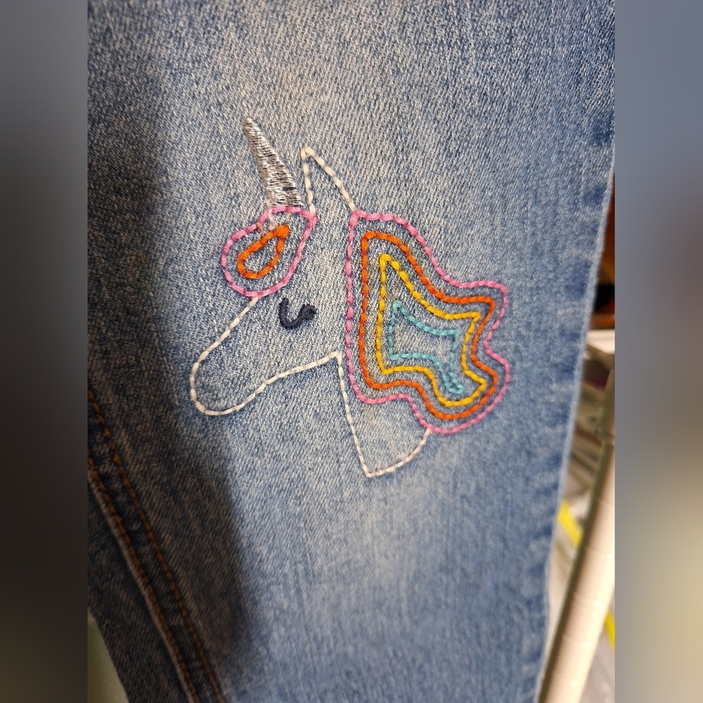 CAT AND JACK UNICORN EMBROIDERED SUPER SKINNY JEANS - Picture 2 of 4
